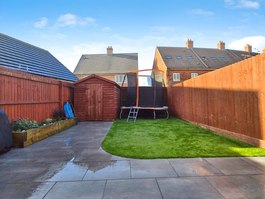 2 bedroom House for Sale Stewartby, Bedfordshire