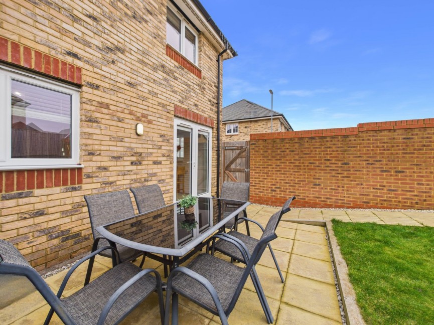 4 bedroom House for Sale Hampshire Road, Royston, Hertfordshire