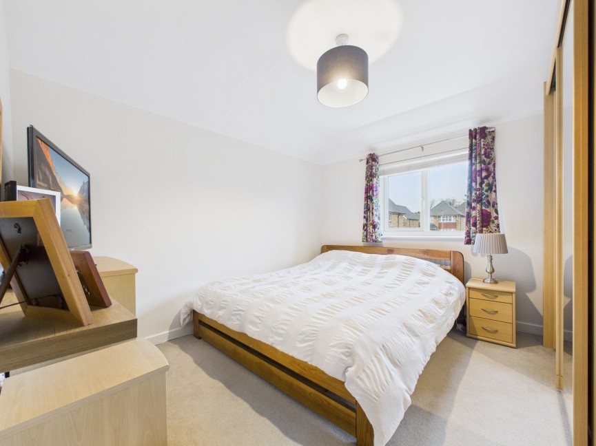 4 bedroom House for Sale Hampshire Road, Royston, Hertfordshire