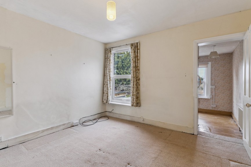 3 bedroom House for Sale Lancaster Road, Hitchin, Hertfordshire