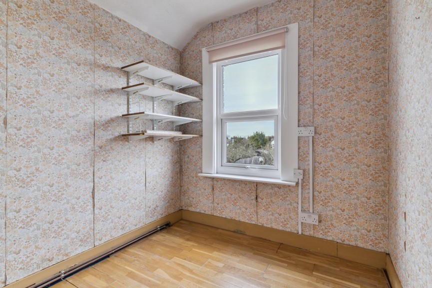 3 bedroom House for Sale Lancaster Road, Hitchin, Hertfordshire