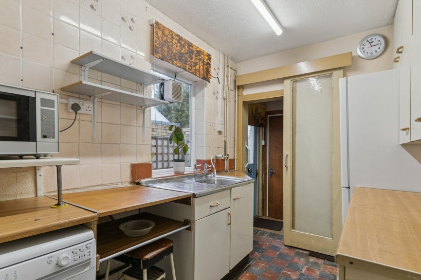 3 bedroom House for Sale Lancaster Road, Hitchin, Hertfordshire