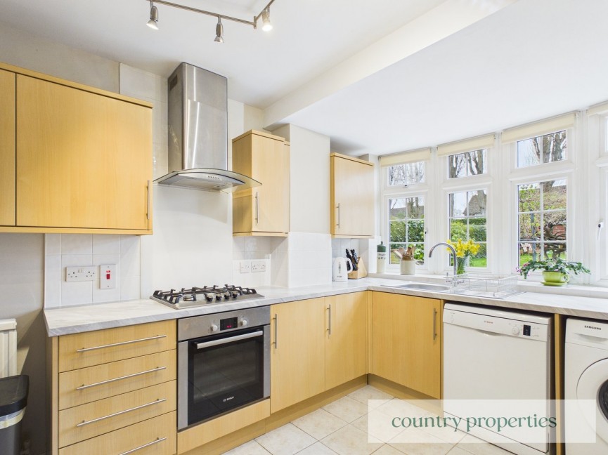 3 bedroom House for Sale Fordwich Road, Welwyn Garden City, Hertfordshire