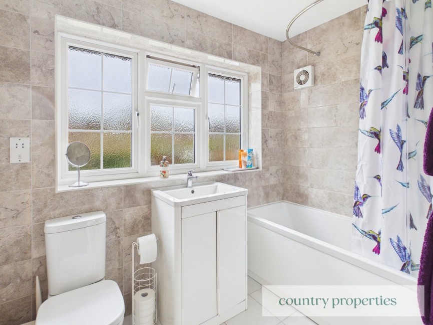 3 bedroom House for Sale Fordwich Road, Welwyn Garden City, Hertfordshire