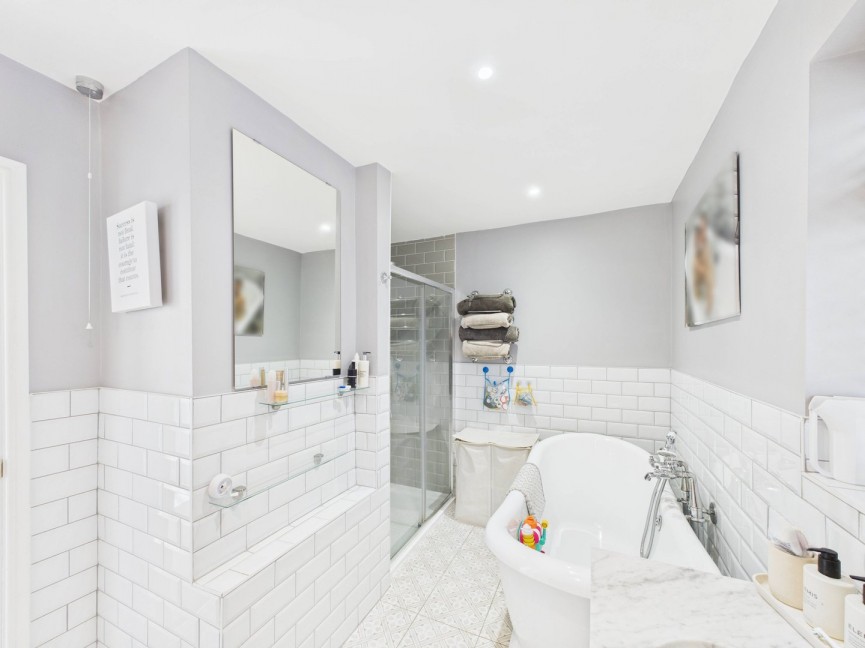 4 bedroom House for Sale Bassingbourn