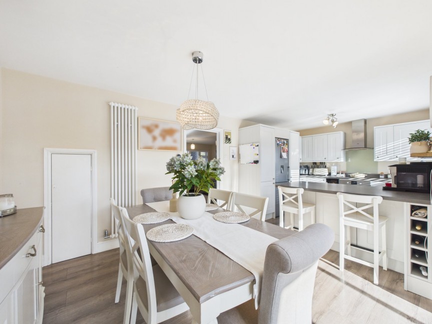 4 bedroom House for Sale Bassingbourn