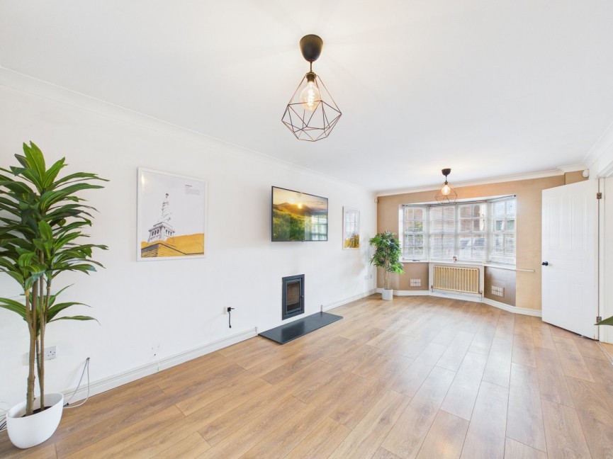 4 bedroom House for Sale Jasmine Close, Biggleswade, Bedfordshire