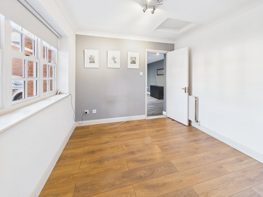 4 bedroom House for Sale Jasmine Close, Biggleswade, Bedfordshire