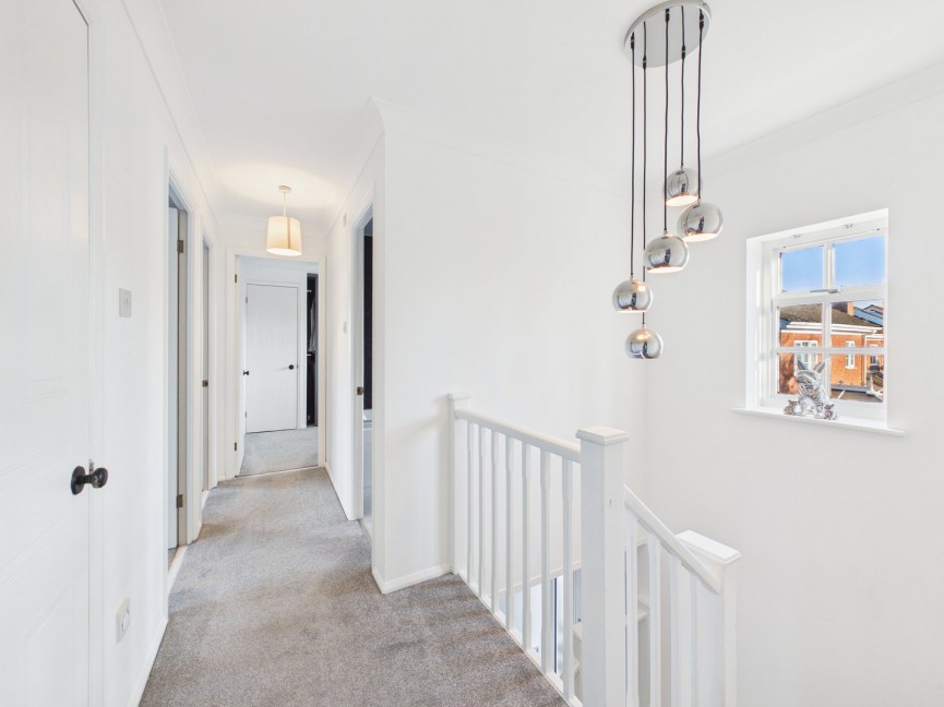 4 bedroom House for Sale Jasmine Close, Biggleswade, Bedfordshire