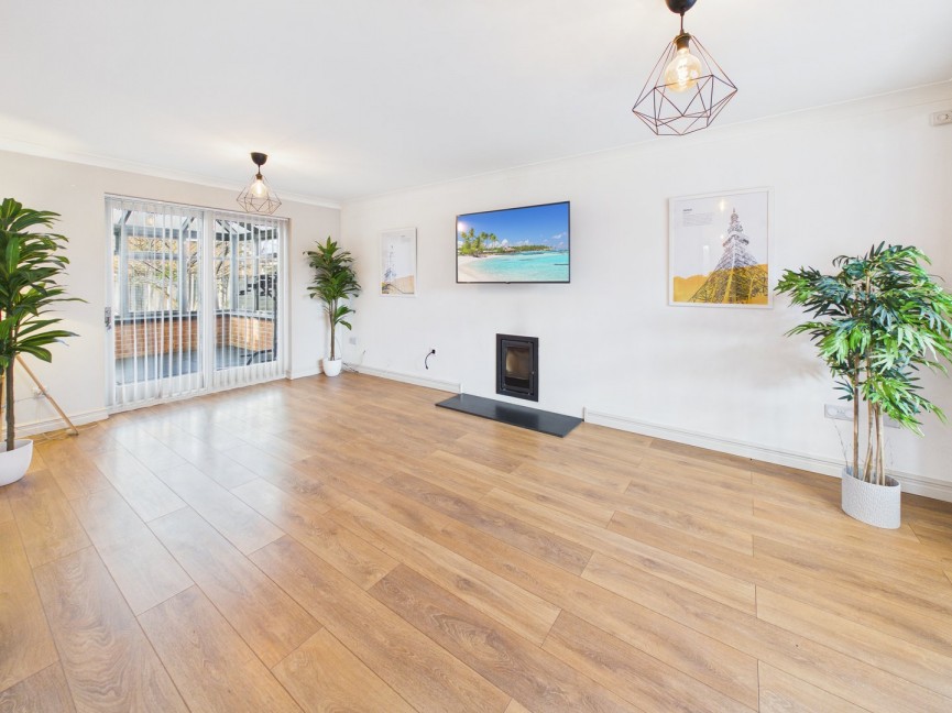 4 bedroom House for Sale Jasmine Close, Biggleswade, Bedfordshire