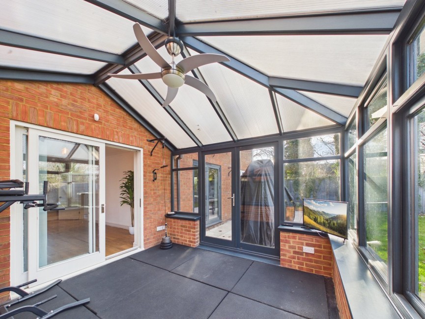 4 bedroom House for Sale Jasmine Close, Biggleswade, Bedfordshire