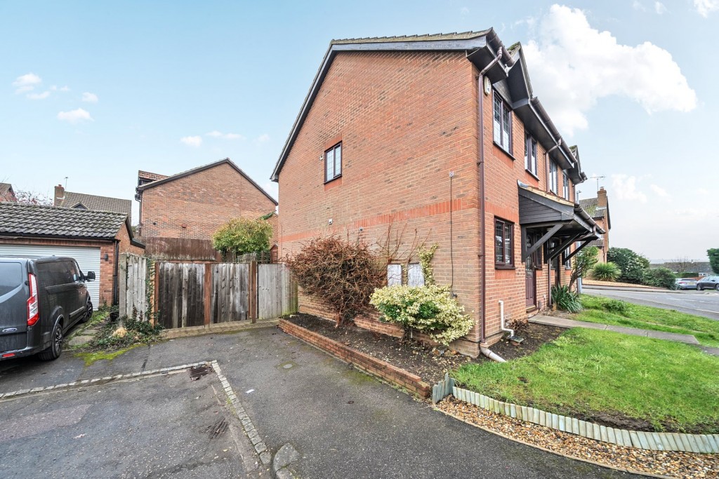 Park Leys, Harlington, Bedfordshire