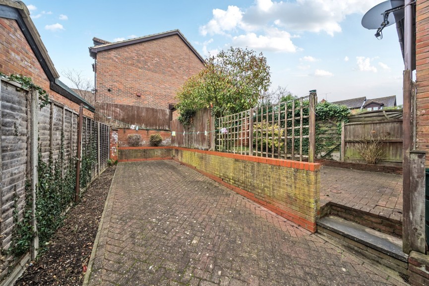 3 bedroom House for Sale Park Leys, Harlington, Bedfordshire