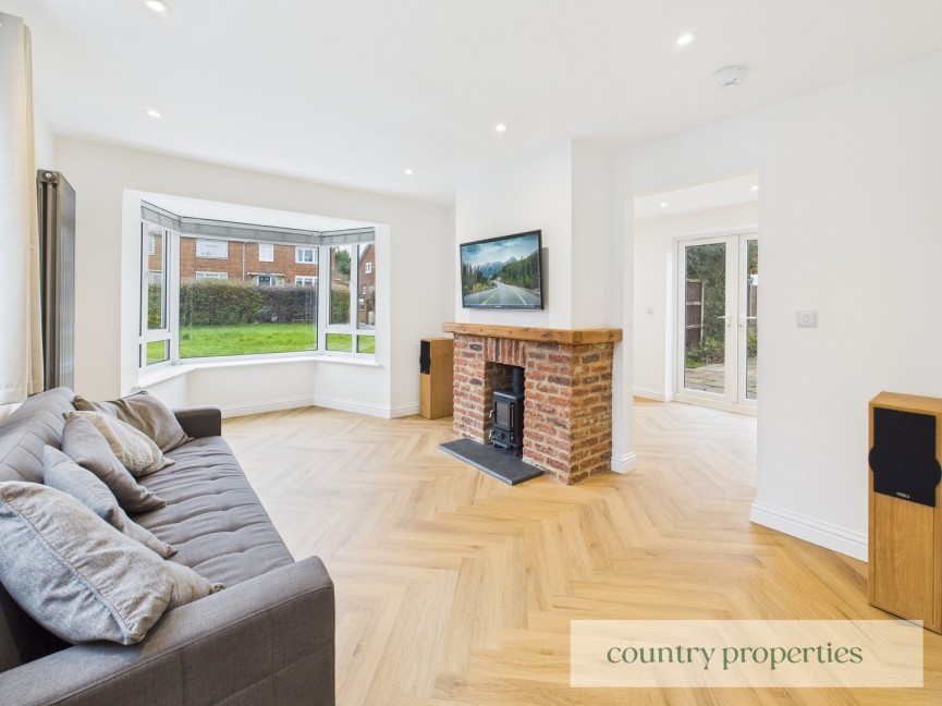 3 bedroom House for Sale Lowerfield, Welwyn Garden City, Hertfordshire