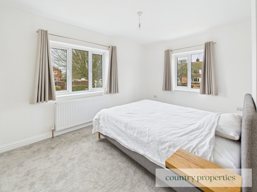 3 bedroom House for Sale Lowerfield, Welwyn Garden City, Hertfordshire