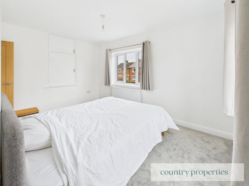 3 bedroom House for Sale Lowerfield, Welwyn Garden City, Hertfordshire