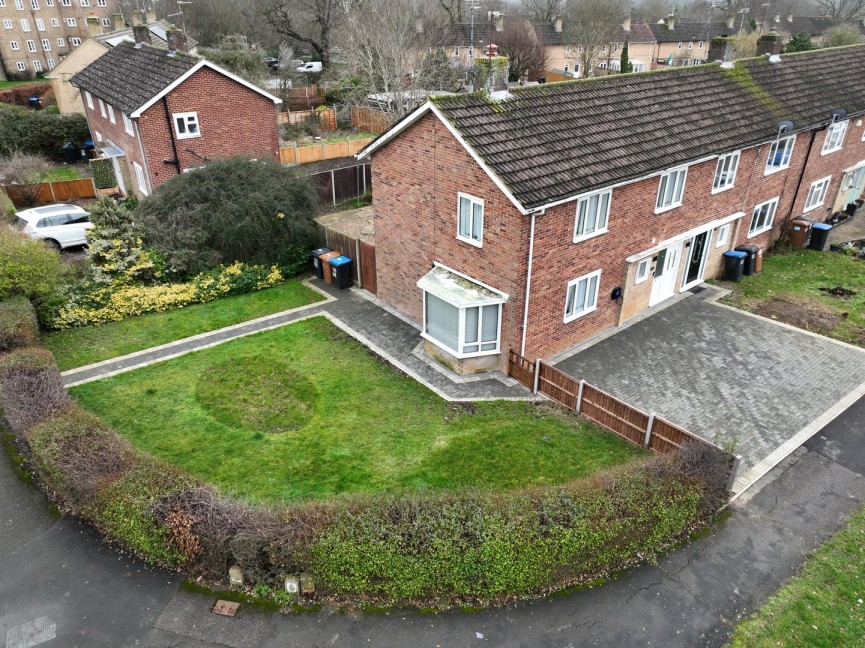 3 bedroom House for Sale Lowerfield, Welwyn Garden City, Hertfordshire