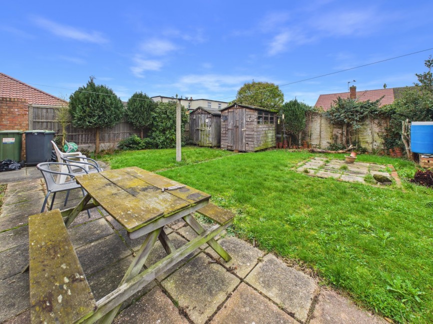 3 bedroom Bungalow for Sale St Margarets Gardens, Biggleswade, Bedfordshire