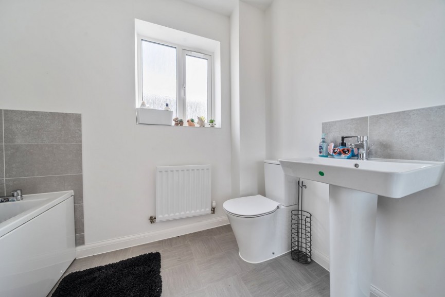 3 bedroom House for Sale Severus Orchard, Shefford, Bedfordshire