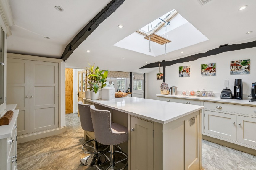 4 bedroom House for Sale Lower Road, Breachwood Green, Hitchin, Hertfordshire