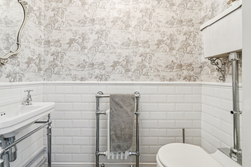 Lower Road, Breachwood Green, Hitchin, Hertfordshire