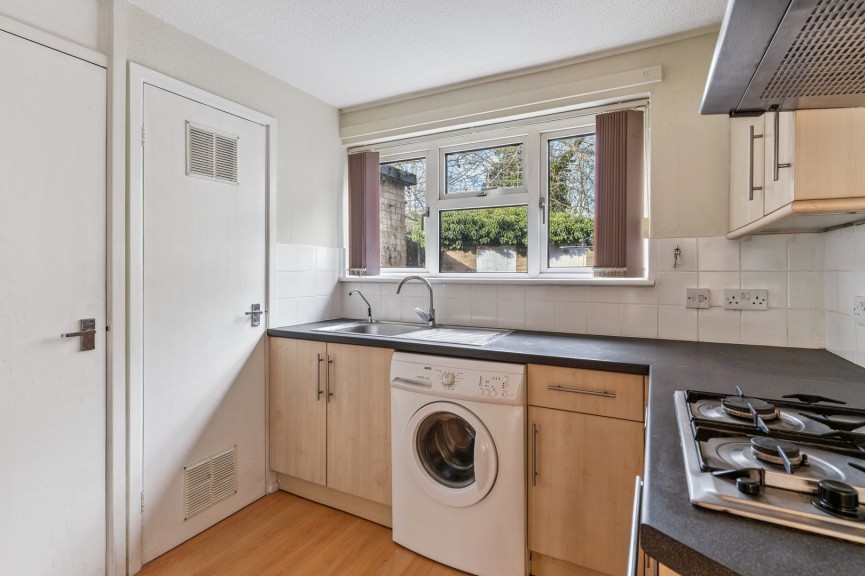 2 bedroom Flat for Sale Ickleford, Hitchin, Hertfordshire