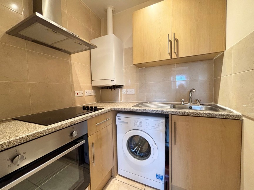 1 bedroom Flat for Letting Angel Pavement, ROYSTON, Hertfordshire