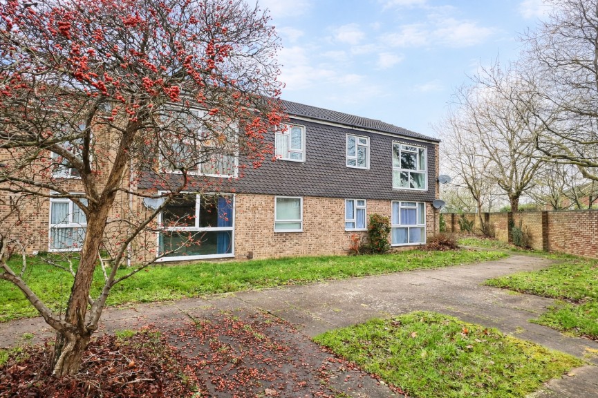 1 bedroom Flat for Sale Jackdaws, Welwyn Garden City, Hertfordshire