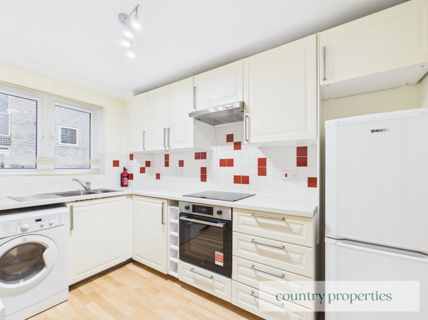 1 bedroom Flat for Sale Jackdaws, Welwyn Garden City, Hertfordshire