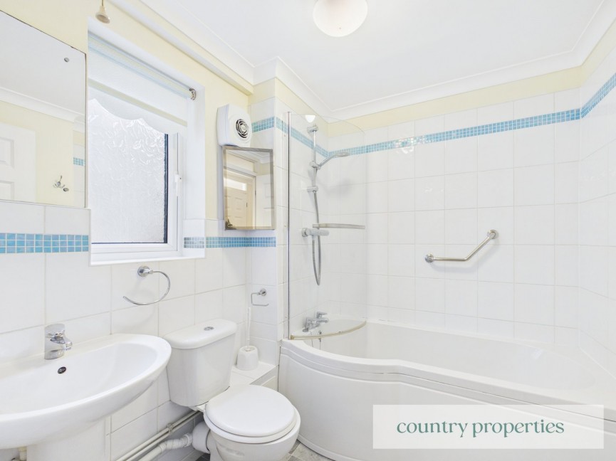 1 bedroom Flat for Sale Jackdaws, Welwyn Garden City, Hertfordshire