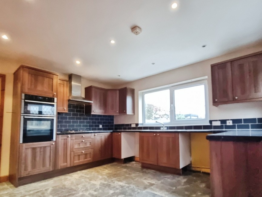 4 bedroom House for Sale Clophill, Bedfordshire