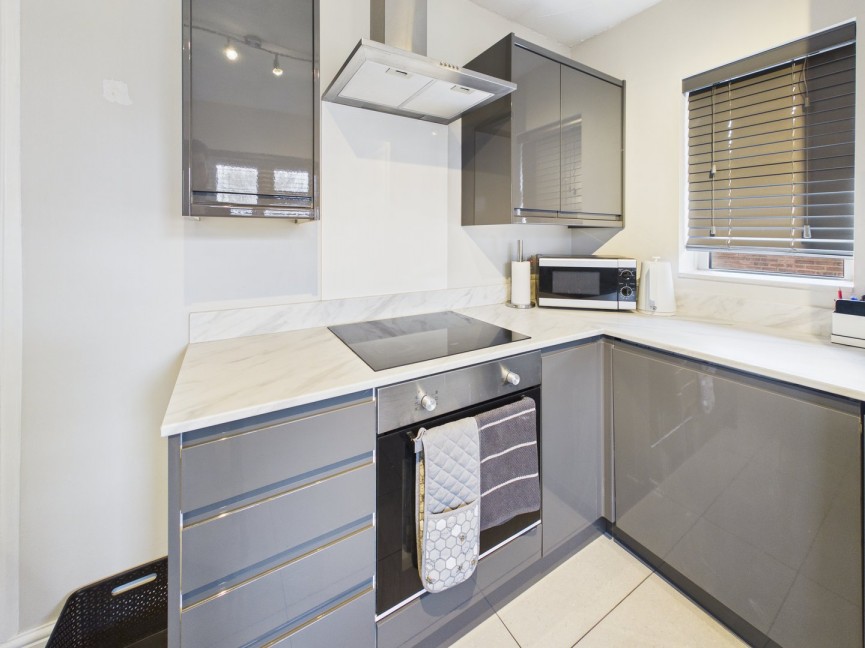 2 bedroom Flat for Sale Chiltern Road, Baldock, Hertfordshire