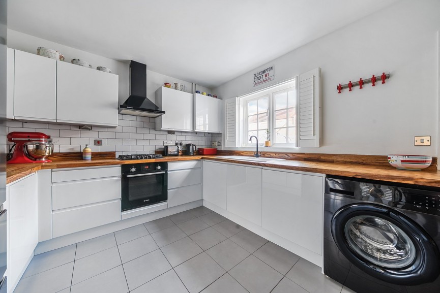 4 bedroom House for Sale Hardy Way, Fairfield, Bedfordshire