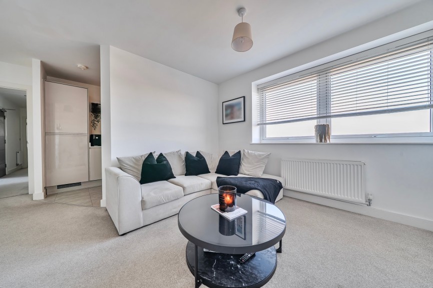 2 bedroom Flat for Sale Hitchin Road, Arlesey, Bedfordshire