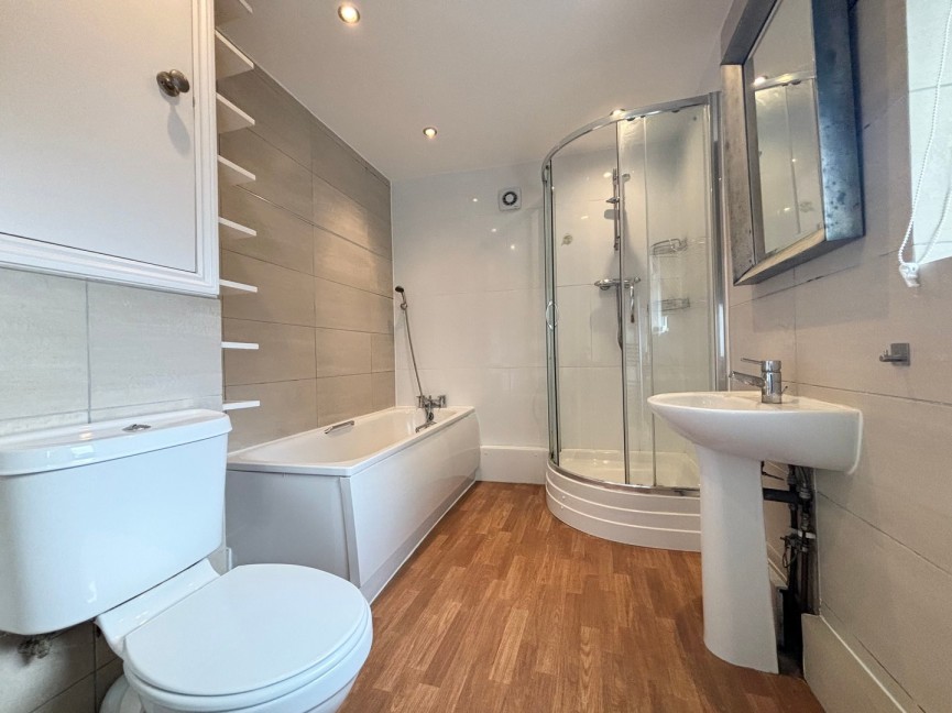 4 bedroom House for Letting Hitchin Street, Biggleswade, Bedfordshire