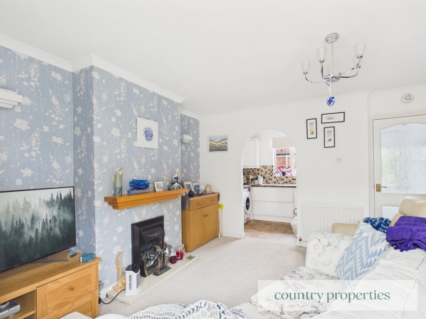 2 bedroom Bungalow for Sale Beechcroft, Datchworth, Hertfordshire