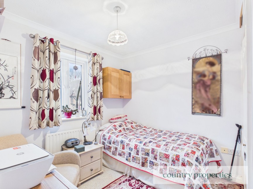 2 bedroom Bungalow for Sale Beechcroft, Datchworth, Hertfordshire