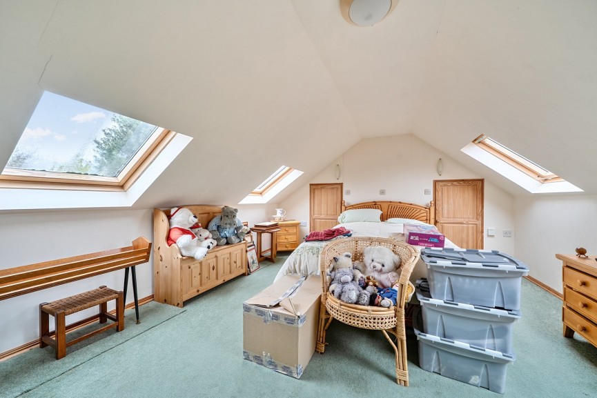 3 bedroom House for Sale Harlington Road, Sundon, Bedfordshire