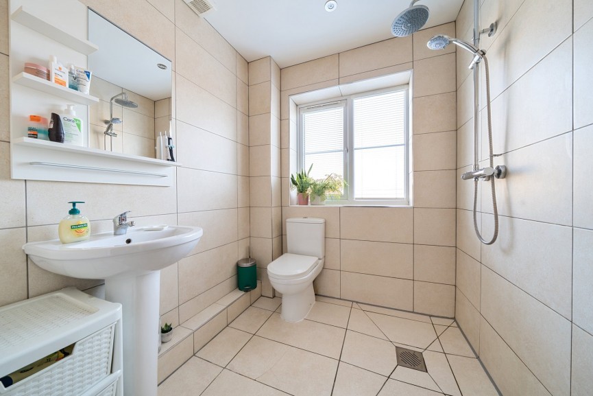 4 bedroom House for Sale James Place, Flitwick, Bedfordshire