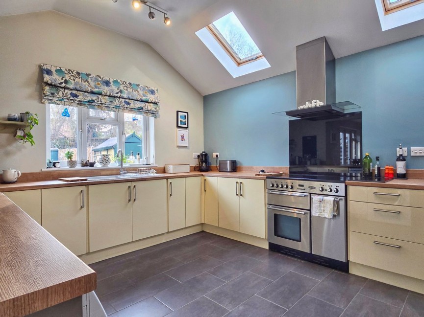 4 bedroom House for Sale Ampthill, Bedfordshire