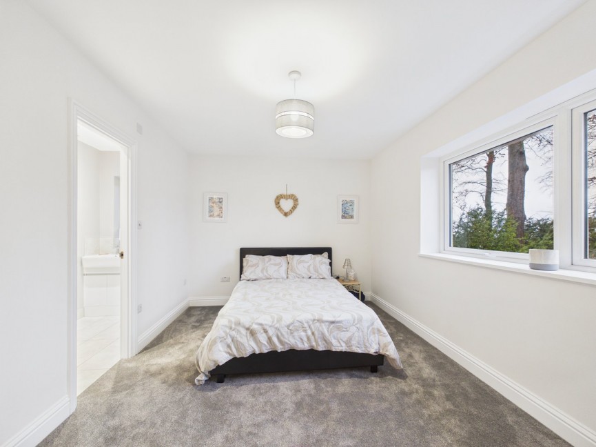 6 bedroom House for Sale Layston Park, Royston, Hertfordshire