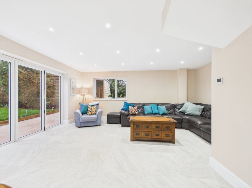 6 bedroom House for Sale Layston Park, Royston, Hertfordshire