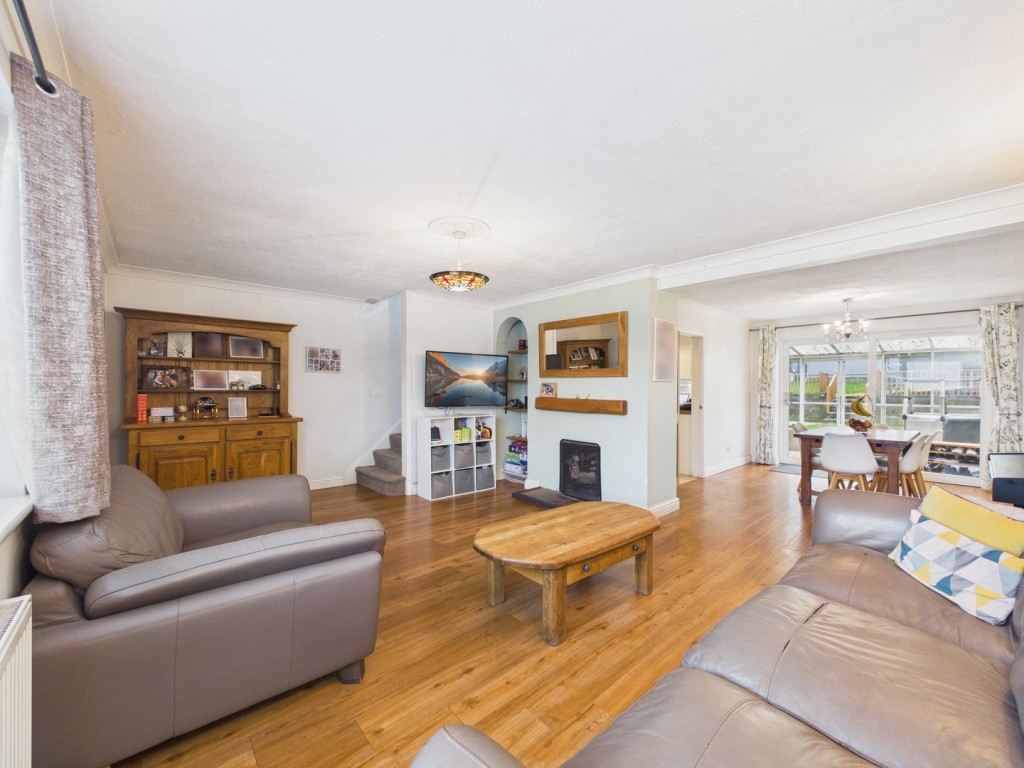 Wheatfield Crescent, Royston, Hertfordshire