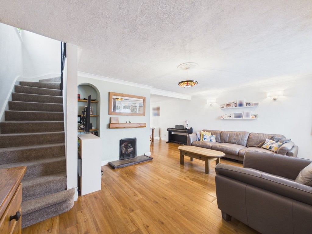 Wheatfield Crescent, Royston, Hertfordshire