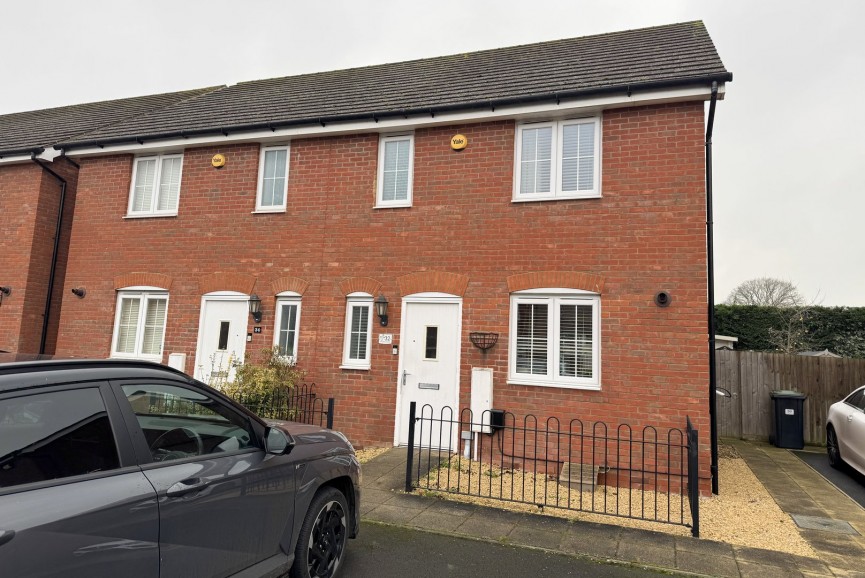 3 bedroom House for Sale Shackleton Gardens, Flitwick, Bedfordshire