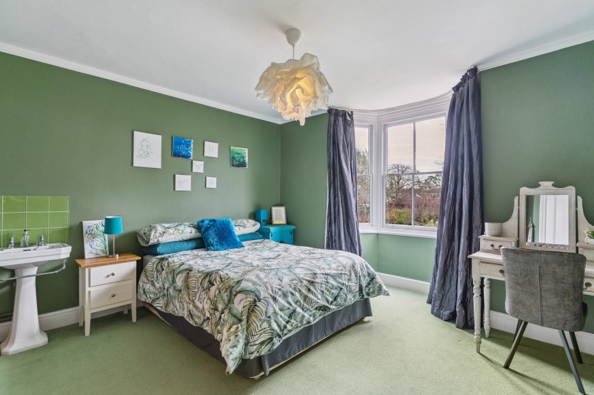 4 bedroom House for Sale Chiltern Road, Hitchin, Hertfordshire