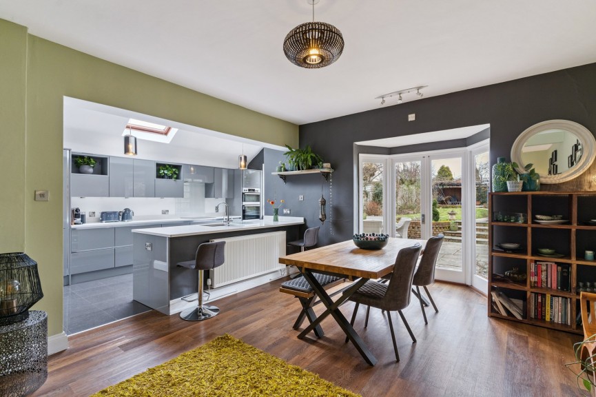 4 bedroom House for Sale Chiltern Road, Hitchin, Hertfordshire