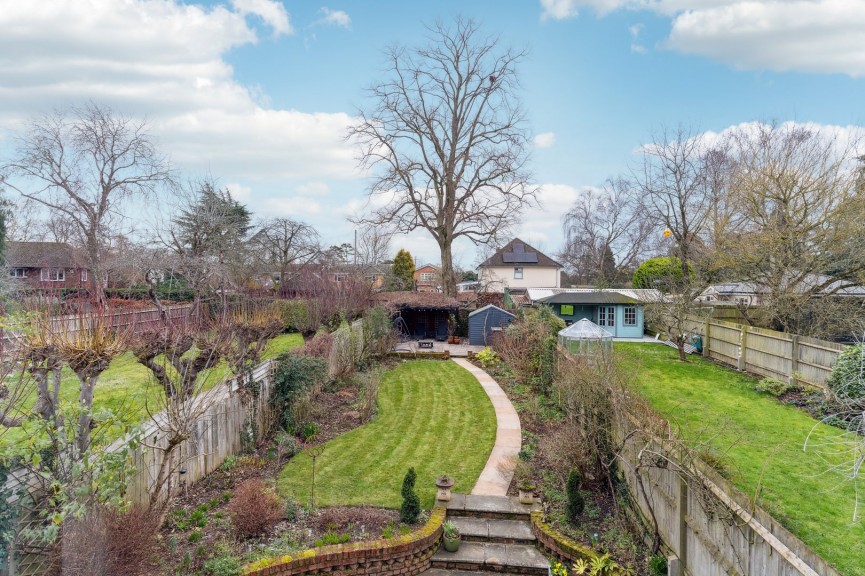 4 bedroom House for Sale Chiltern Road, Hitchin, Hertfordshire