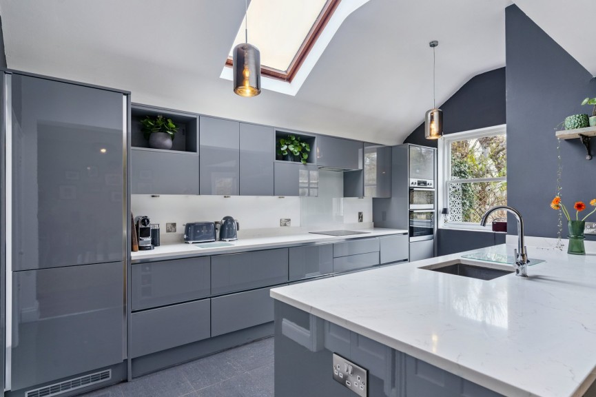 4 bedroom House for Sale Chiltern Road, Hitchin, Hertfordshire