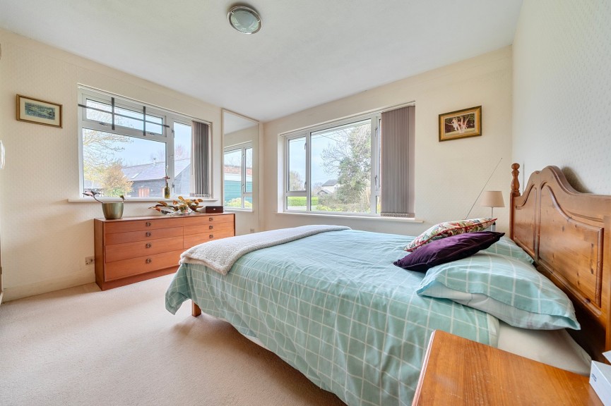 2 bedroom Bungalow for Sale Shillington, Hitchin, Bedfordshire